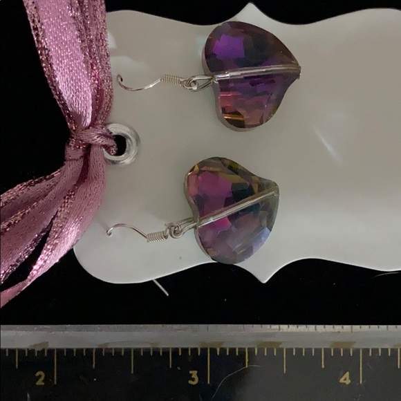 ꨄ Heart shaped glass Earrings ꨄ - Picture 3 of 4